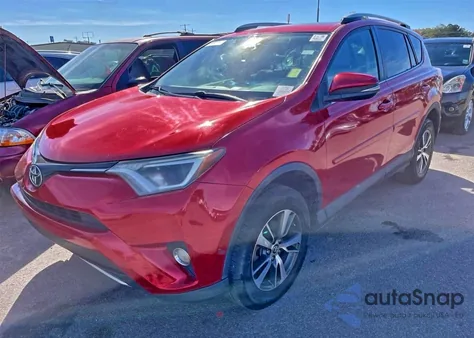 2016 Toyota Rav4 Xle z USA, uszkodzony, nr VIN 2T3WFREV6GW279462
